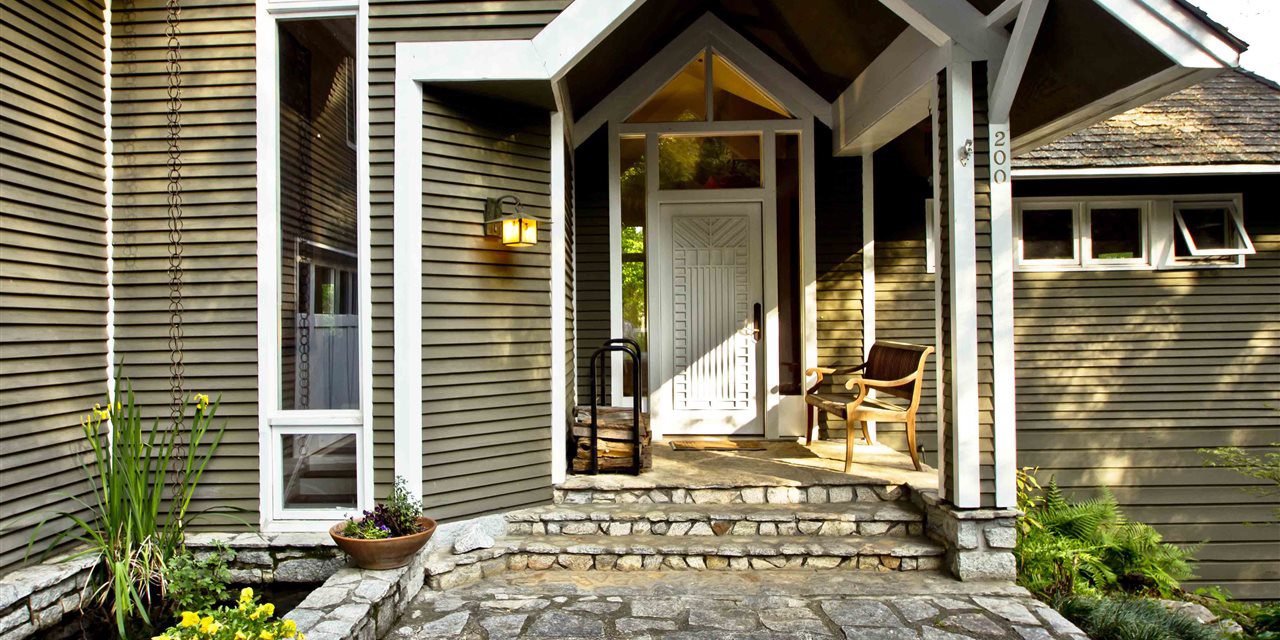 Cypress Siding: It’s What the Pros Choose