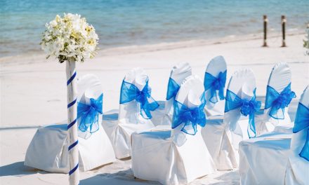 6 Ways to Make Your Outside Wedding More Comfortable