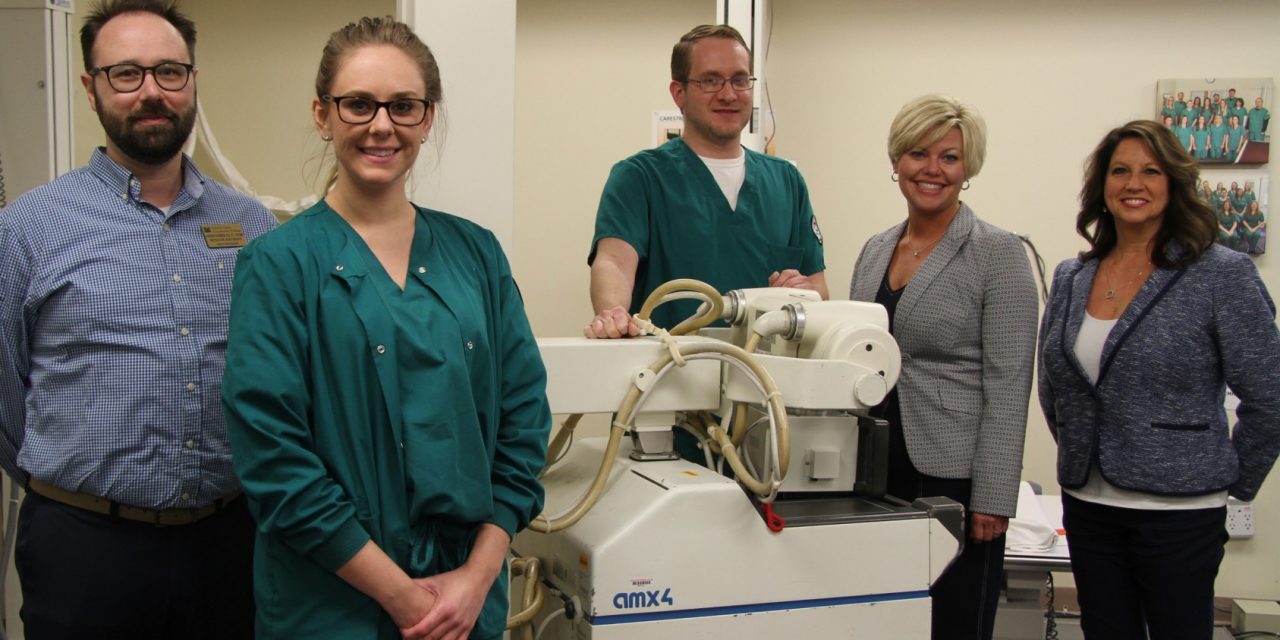 LLCC Radiography Program Receives X-ray Equipment from Memorial Medical Center