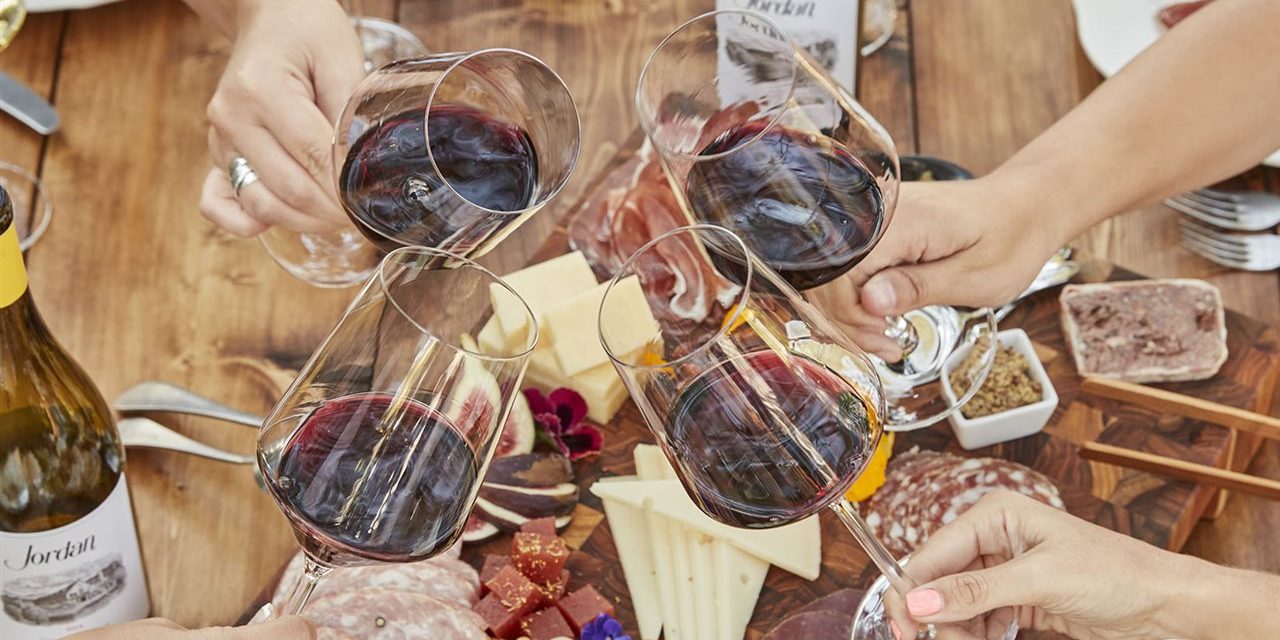 How to Create a Charcuterie Board for Your Next Party