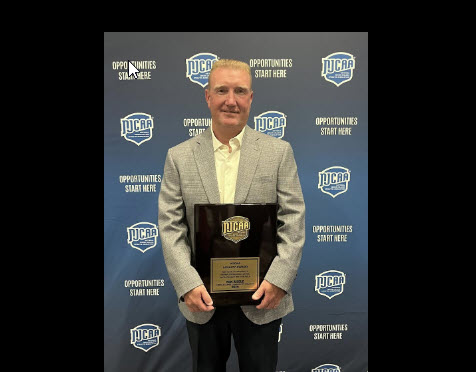 LLCC Coach Ron Riggle receives 2024 NJCAA Loyalty Award