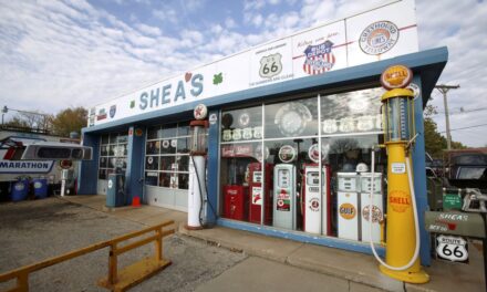 Grand Opening of the Newly Renovated Shea’s Gas Station